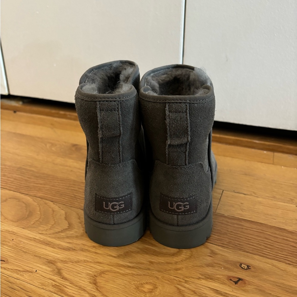 Ugg Mini Boot Gray - image 4